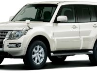 Mitsubishi Pajero Facelift (2015)