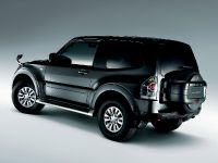 Mitsubishi Pajero Facelift (2015) - picture 10 of 29