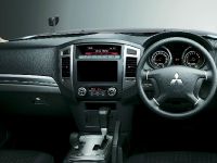 Mitsubishi Pajero Facelift (2015)