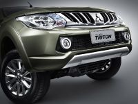 Mitsubishi Triton (2015)