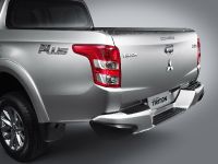 Mitsubishi Triton (2015) - picture 27 of 31