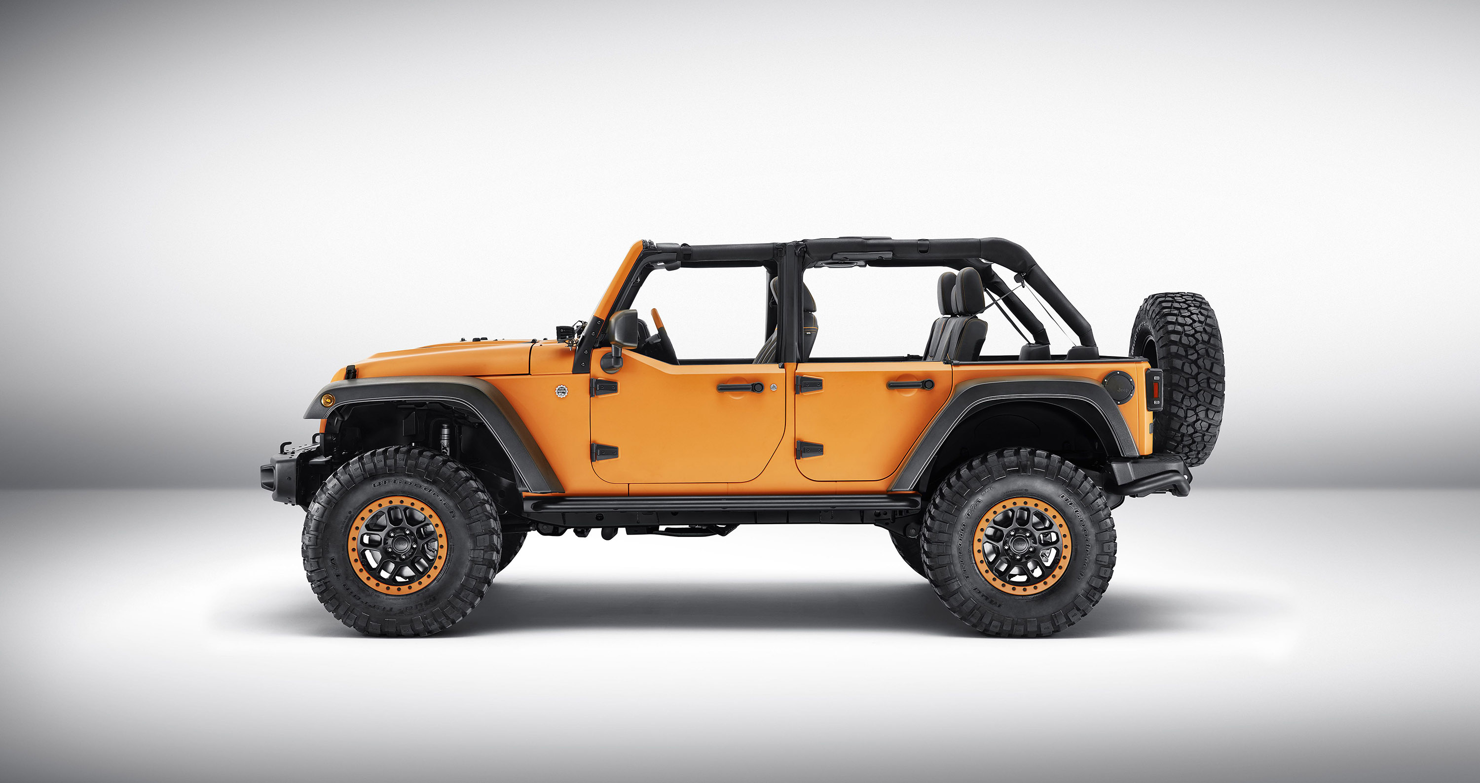 Mopar Jeep Wrangler Rubicon Sunriser