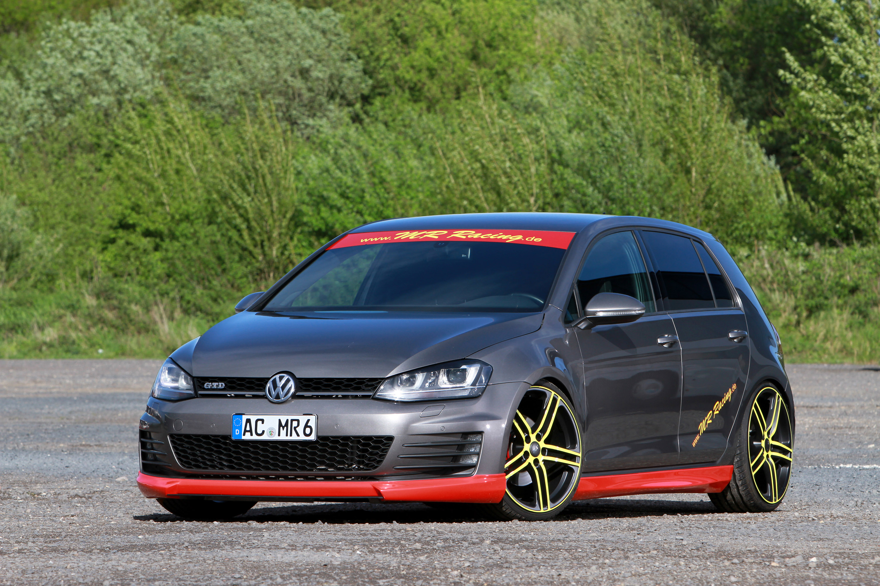 MR Racing Volkswagen Golf Mk 7 GTD