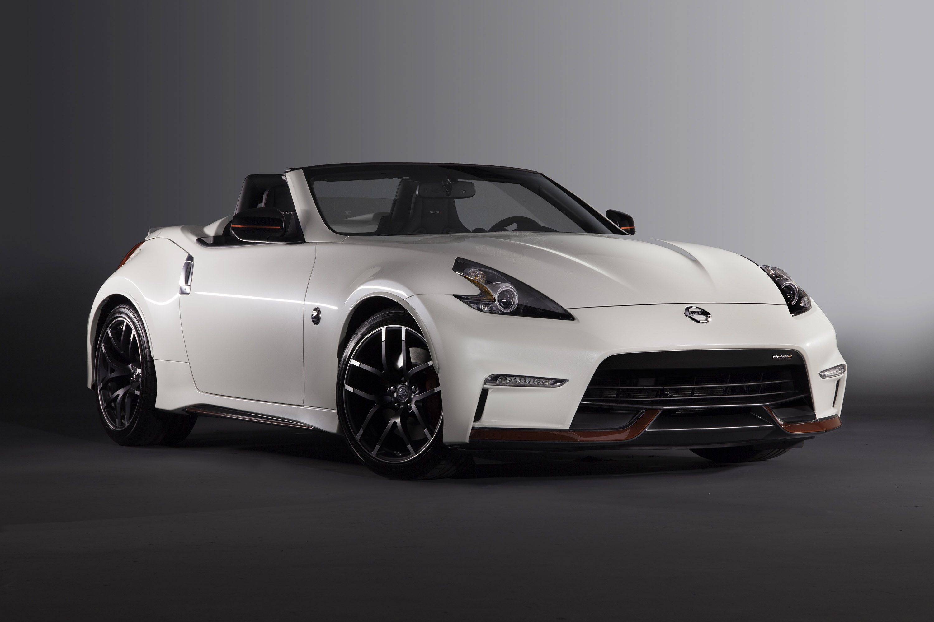 Nissan 370Z NISMO Roadster Concept