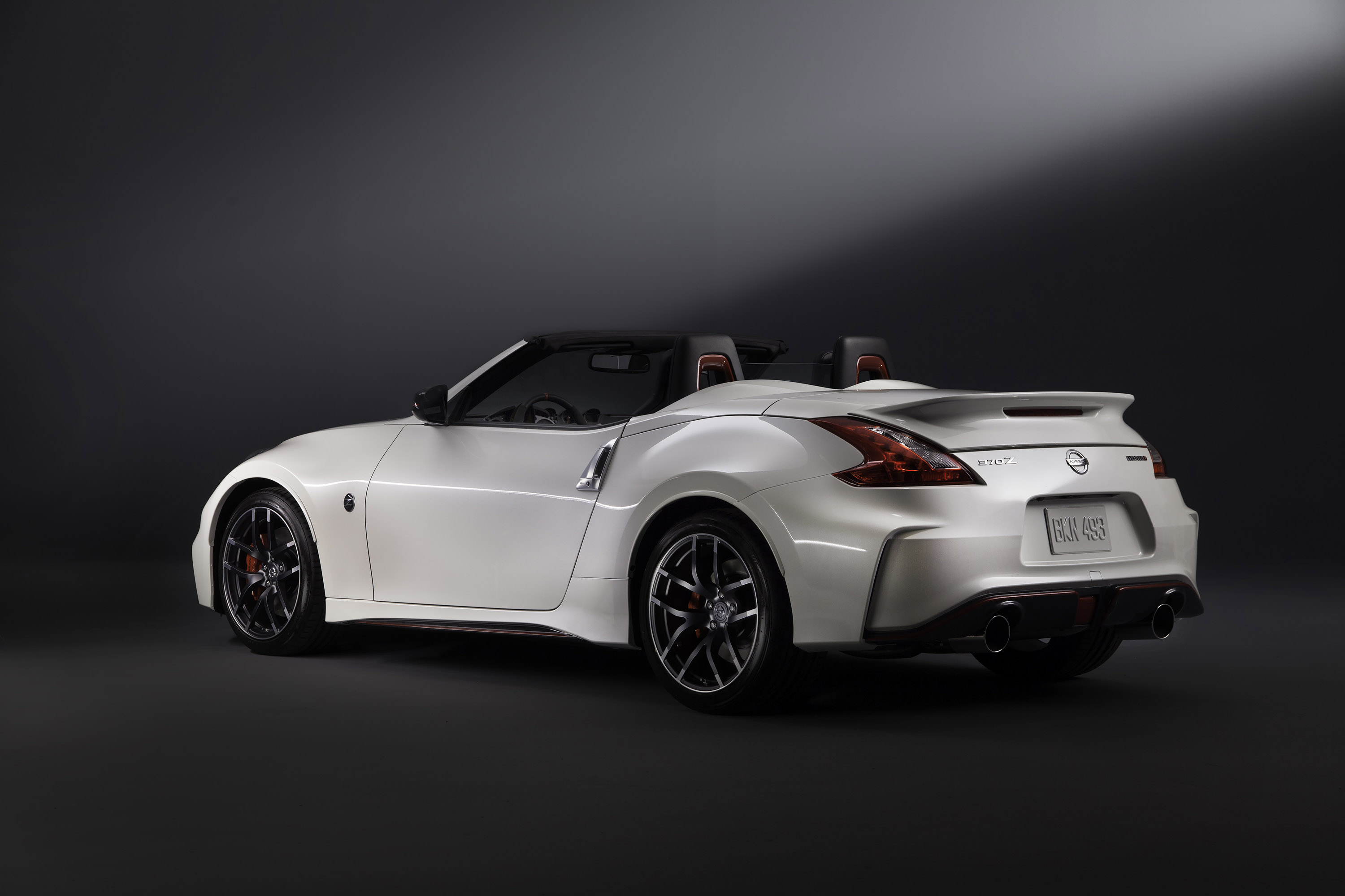 Nissan 370Z NISMO Roadster Concept