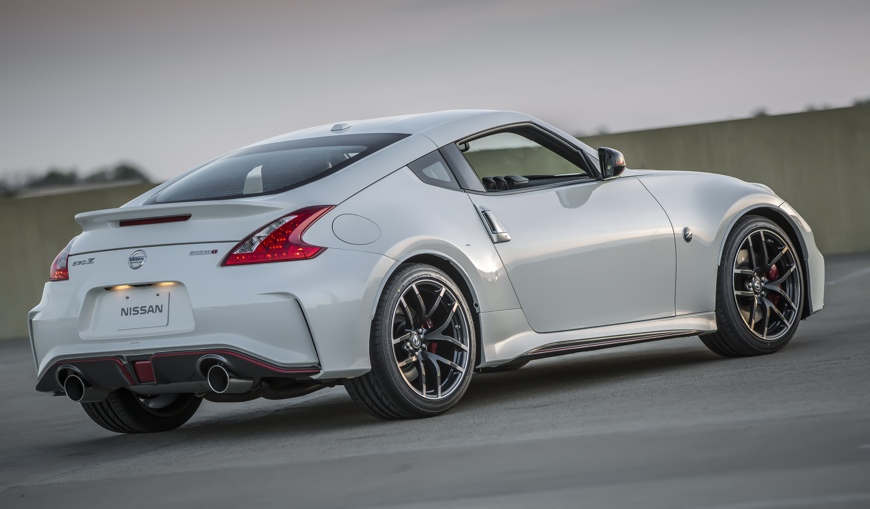 Nissan 370Z NISMO