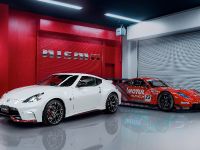 Nissan 370Z NISMO (2015) - picture 4 of 19