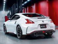 Nissan 370Z NISMO (2015) - picture 7 of 19