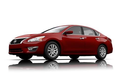 Nissan Altima (2015) - picture 1 of 6