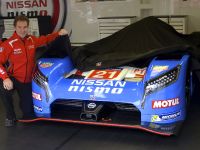 Nissan GT-R LM NISMO No21 (2015) - picture 2 of 4