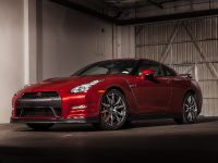 Nissan GT-R (2015) - picture 1 of 26