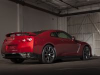 Nissan GT-R (2015) - picture 6 of 26