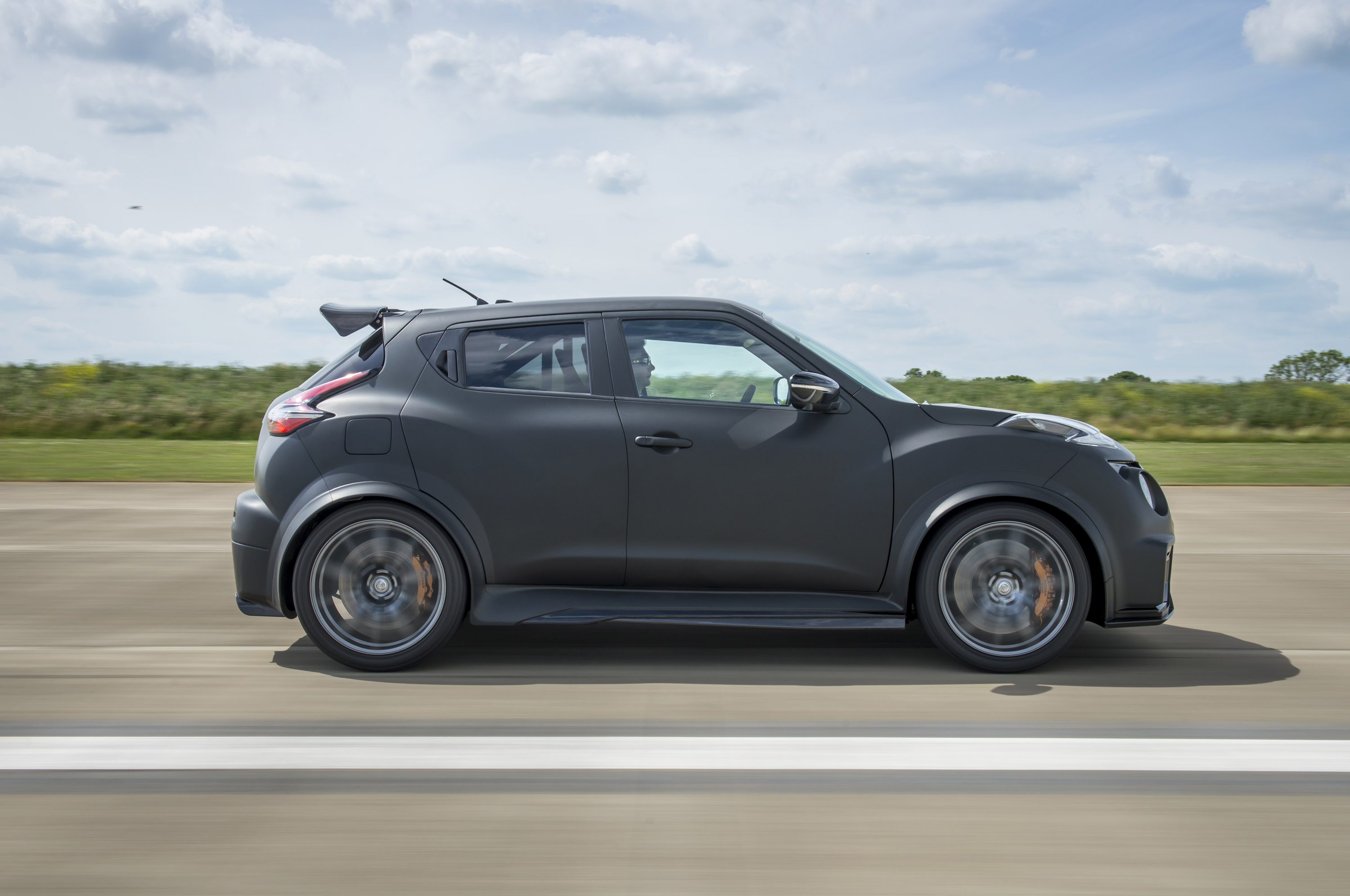 Nissan Juke-R