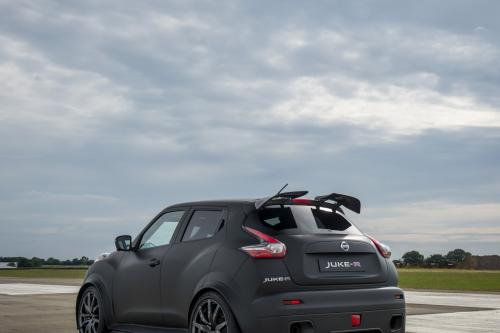 Nissan Juke-R (2015) - picture 9 of 17