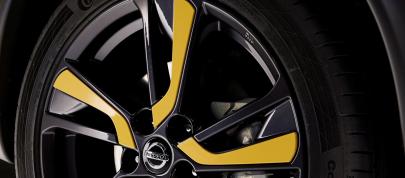 Nissan Juke (2015) - picture 20 of 22