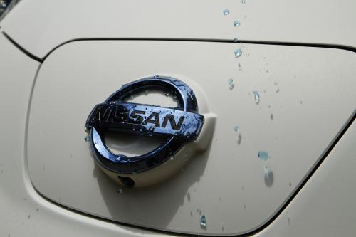 Nissan LEAF (2015) - picture 8 of 9