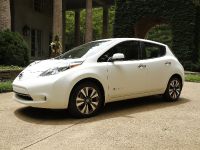 Nissan LEAF (2015) - picture 1 of 9