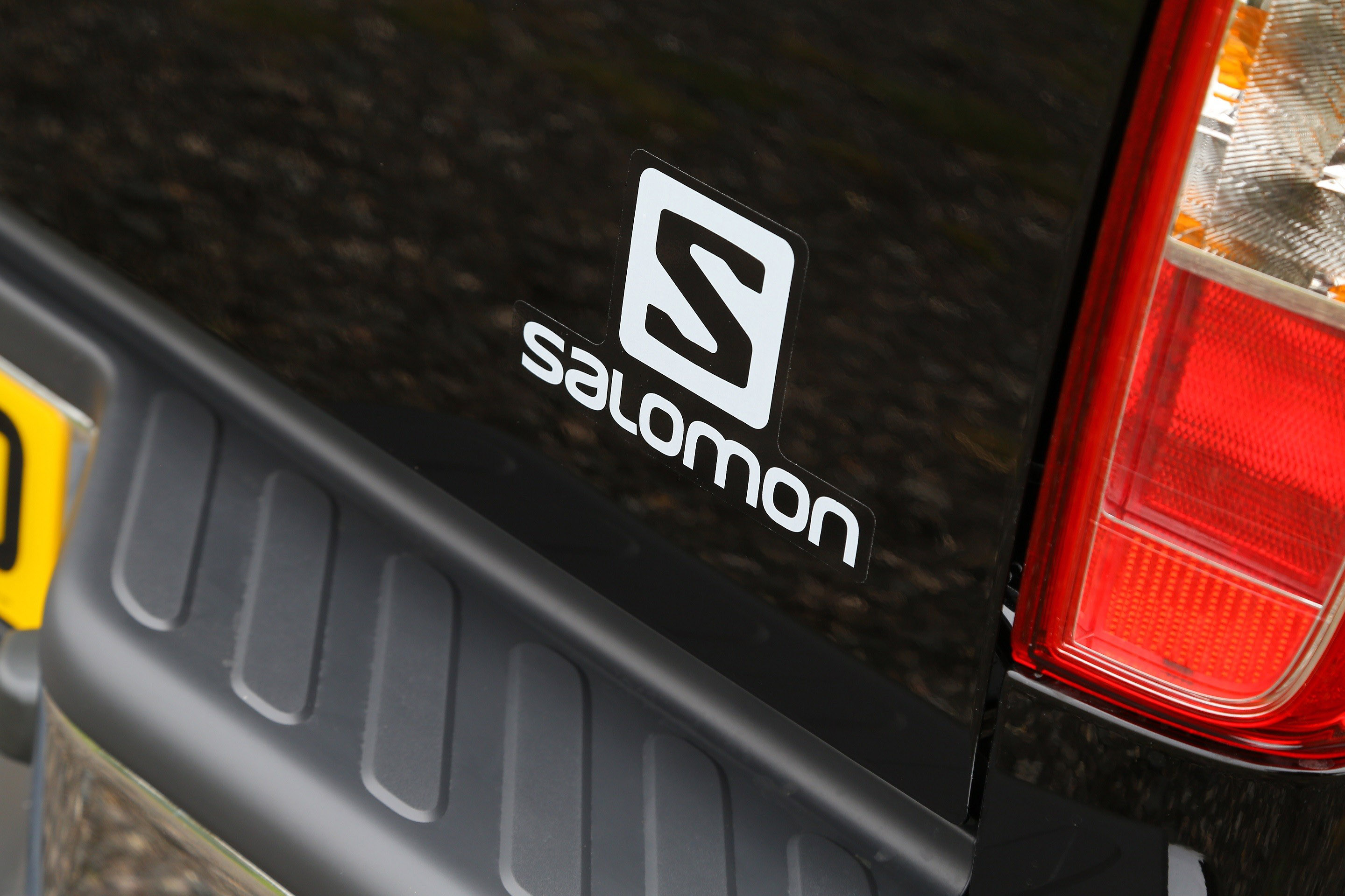 Nissan Navara Salomon Limited Edition