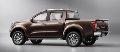 Nissan Navara (2015) - picture 7 of 48