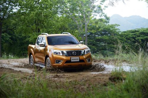 Nissan Navara (2015) - picture 16 of 48