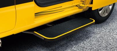 Nissan NV200 Taxi (2015) - picture 4 of 16