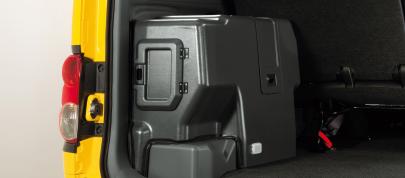 Nissan NV200 Taxi (2015) - picture 7 of 16