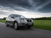 Nissan Pathfinder (2015) - picture 8 of 29