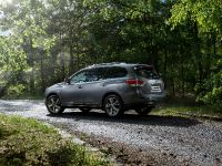 Nissan Pathfinder (2015) - picture 18 of 29
