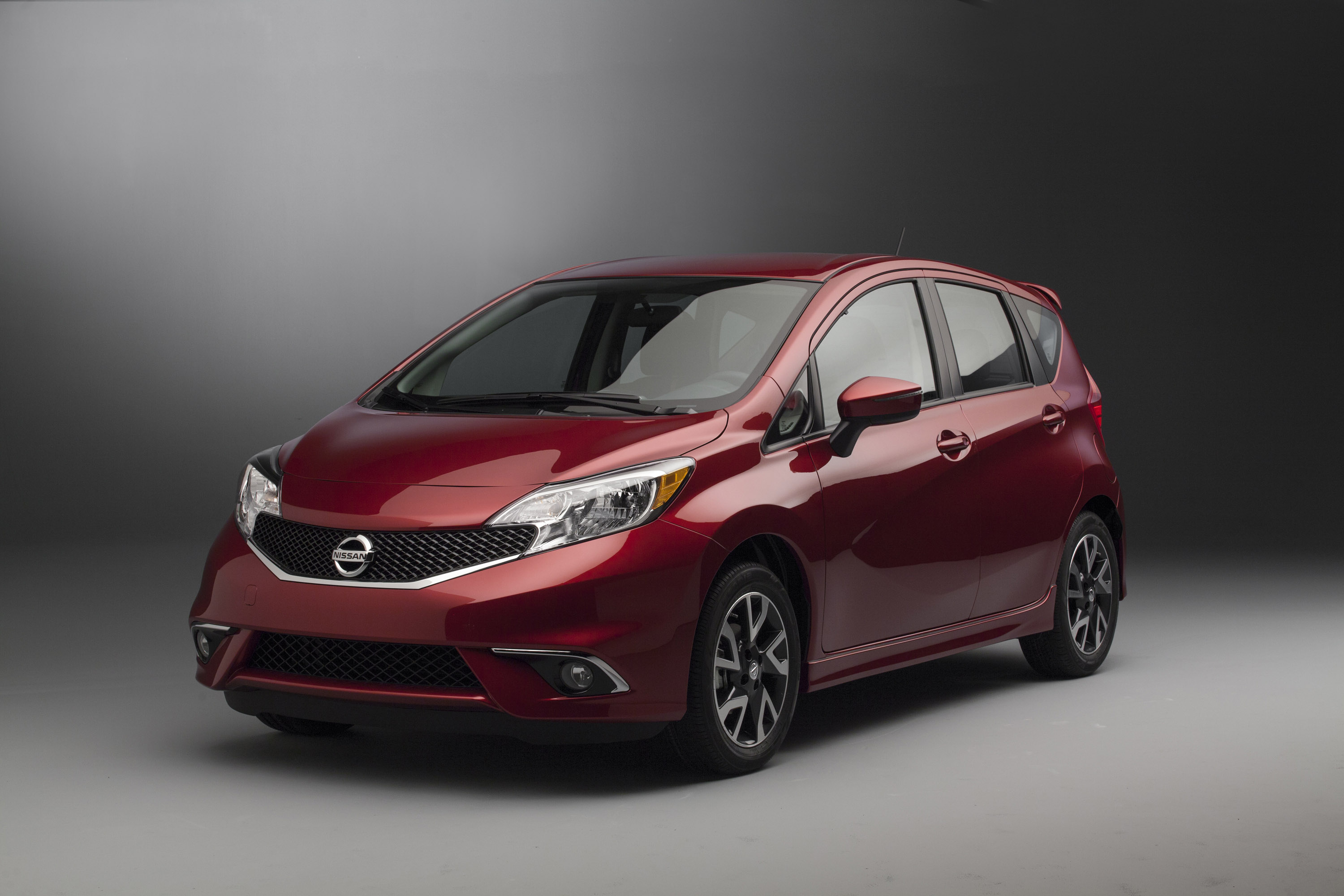 Nissan Versa Note SR