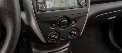 Nissan Versa Sedan (2015) - picture 7 of 10