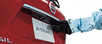 Nissan X-TRAIL HYBRID (2015) - picture 15 of 17