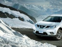 Nissan X-TRAIL HYBRID (2015) - picture 6 of 17