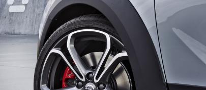 Opel ADAM ROCKS S (2015) - picture 12 of 13