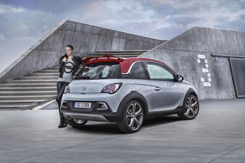 Opel ADAM ROCKS S (2015) - picture 9 of 13