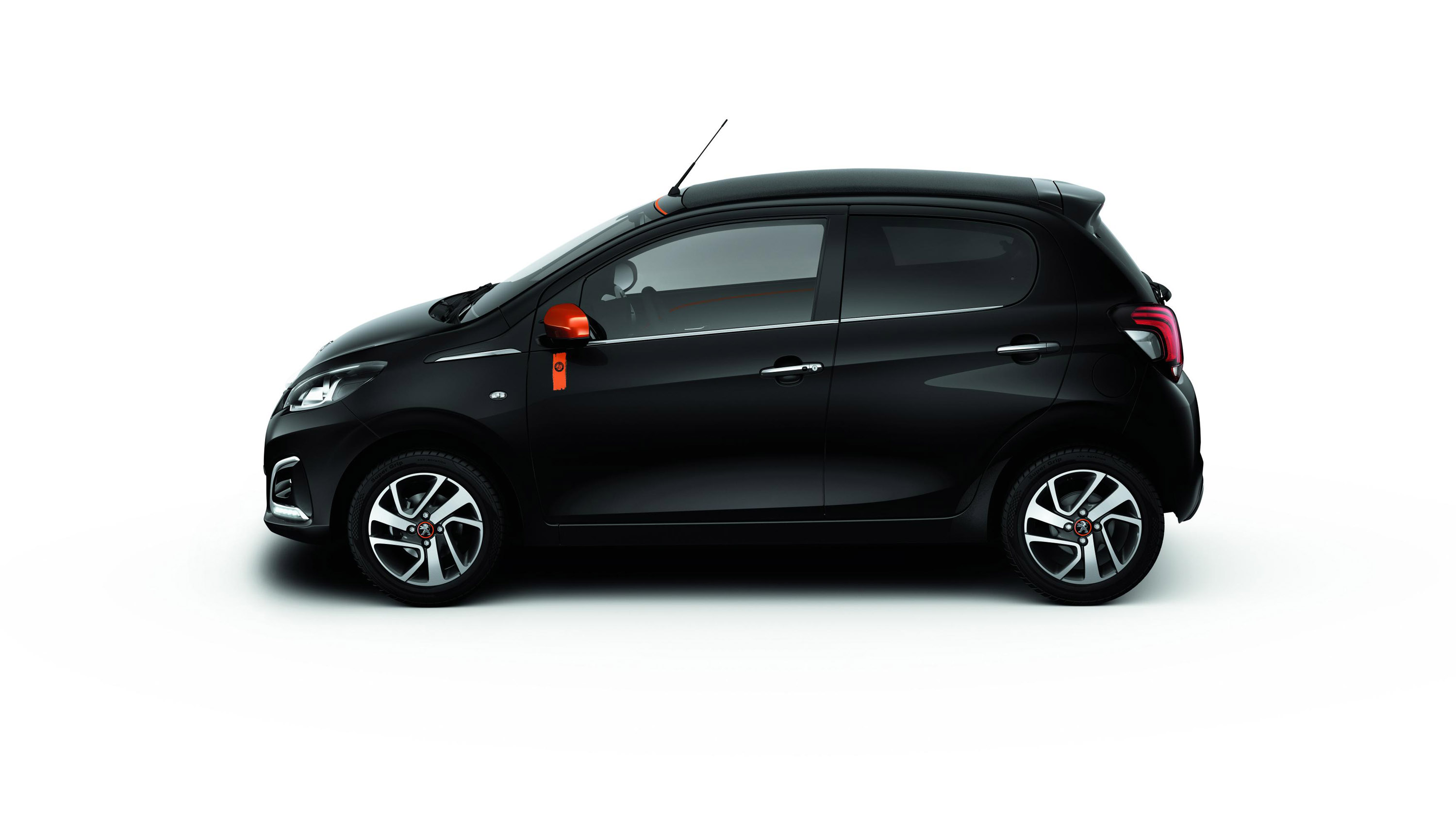 Peugeot 108 Roland Garros Special Edition