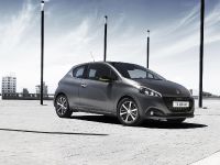 Peugeot 208 Ice Silver (2015) - picture 4 of 18