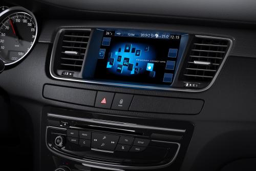 Peugeot 508 Range (2015) - picture 17 of 18
