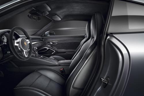 Porsche 911 Carrera 4 GTS (2015) - picture 8 of 8