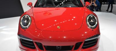 Porsche 911 Targa 4 GTS (2015) - picture 4 of 20