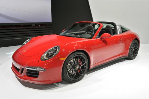 Porsche 911 Targa 4 GTS (2015) - picture 1 of 20