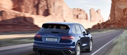 Porsche Cayenne Range (2015) - picture 4 of 10