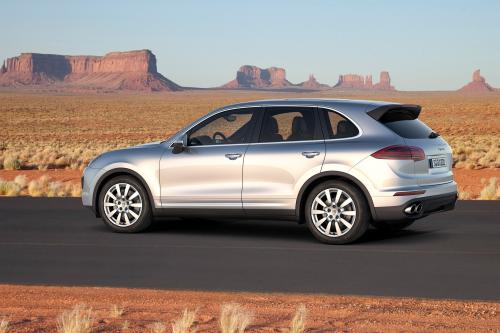 Porsche Cayenne Range (2015) - picture 8 of 10
