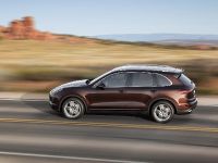 Porsche Cayenne Range (2015) - picture 2 of 10