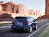 Porsche Cayenne Range (2015) - picture 4 of 10