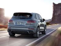 Porsche Cayenne Range (2015) - picture 10 of 10