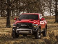 Dodge RAM 1500 Rebel (2015) - picture 4 of 25