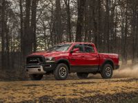 Dodge RAM 1500 Rebel (2015) - picture 10 of 25