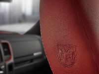 Dodge RAM 1500 Rebel (2015)