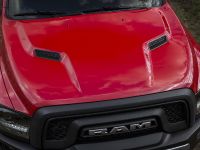 Dodge RAM 1500 Rebel (2015) - picture 21 of 25