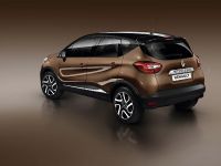 Renault Captur Hypnotic (2015) - picture 6 of 10